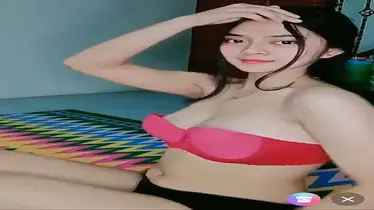 Sasa Live Show Colmek Memek Basah Sampe Squirt Nyemprot Gila